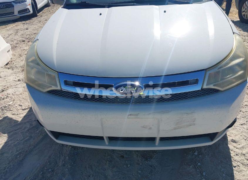 Photo 6 of 2010 Ford Focus SE (VIN 1FAHP3FN2AW118221)