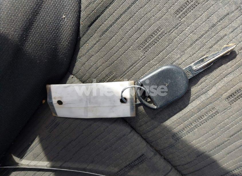 Photo 11 of 2010 Ford Focus SE (VIN 1FAHP3FN2AW207710)