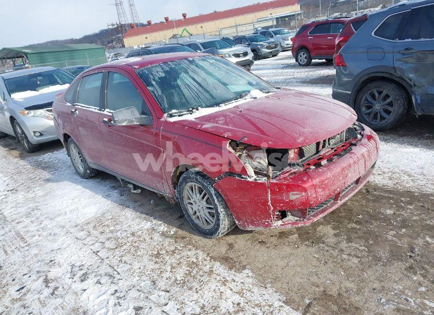 2010 Ford Focus SE (VIN 1FAHP3FN2AW214043) main photo