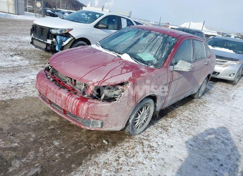 Photo 2 of 2010 Ford Focus SE (VIN 1FAHP3FN2AW214043)