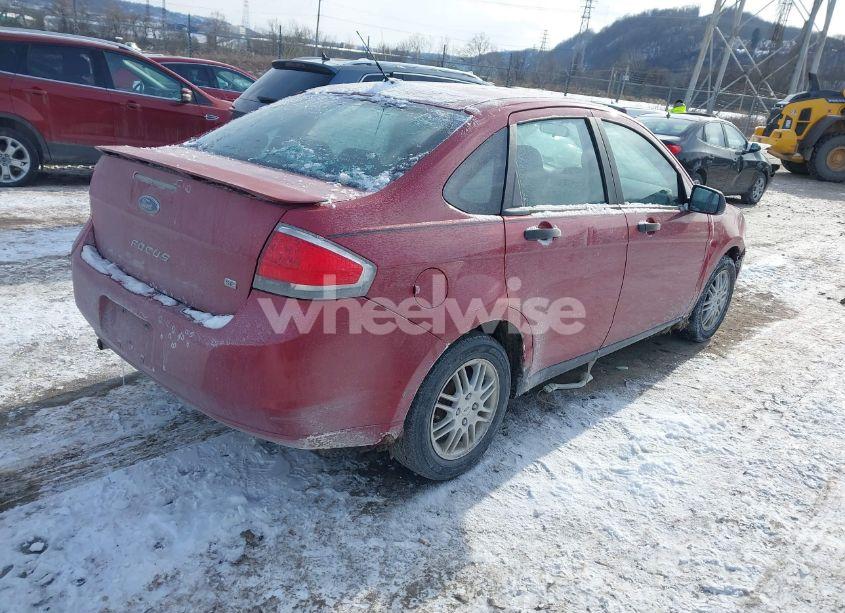 Photo 4 of 2010 Ford Focus SE (VIN 1FAHP3FN2AW214043)