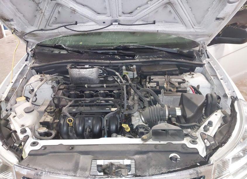 Photo 10 of 2010 Ford Focus SE (VIN 1FAHP3FN2AW221476)