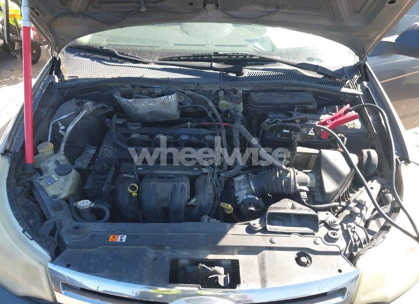 Photo 10 of 2010 Ford Focus SE (VIN 1FAHP3FN2AW229903)
