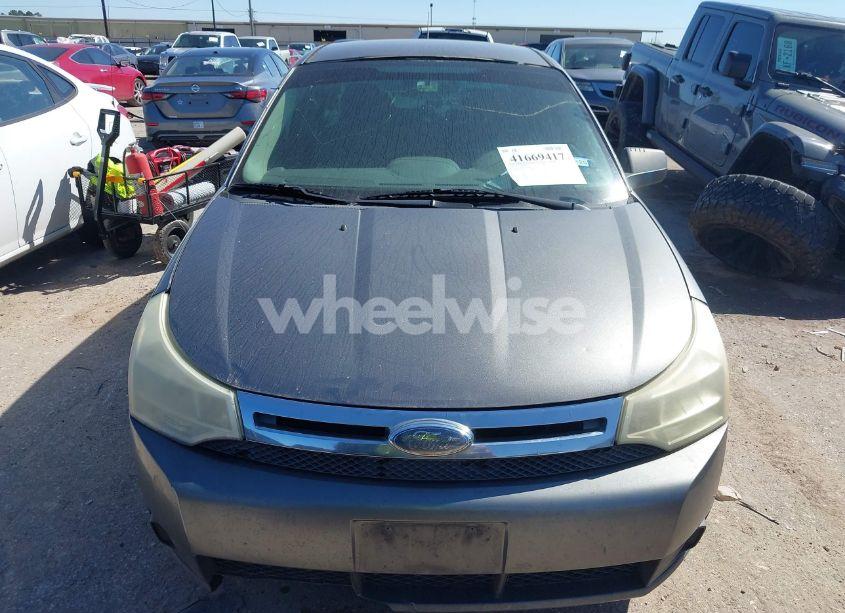 Photo 6 of 2010 Ford Focus SE (VIN 1FAHP3FN2AW229903)