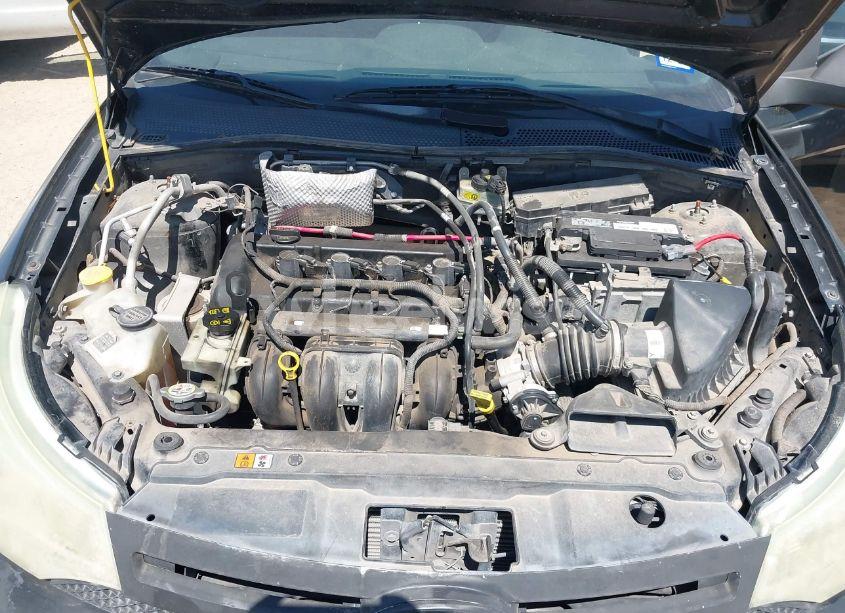 Photo 10 of 2010 Ford Focus SE (VIN 1FAHP3FN2AW270841)