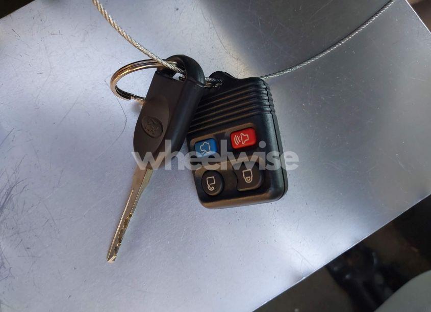 Photo 11 of 2010 Ford Focus SE (VIN 1FAHP3FN2AW278017)