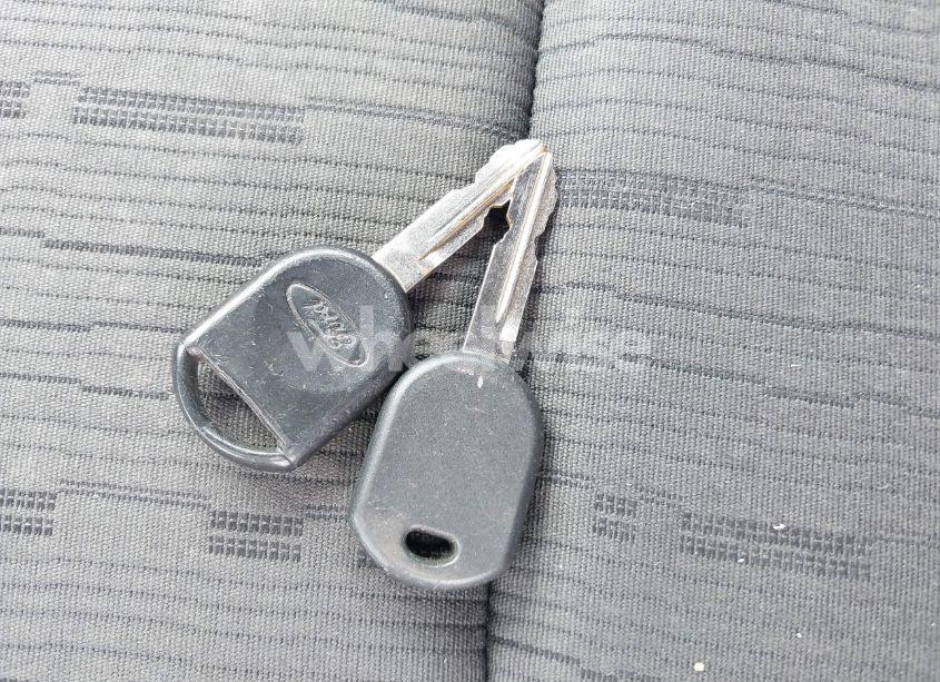 Photo 11 of 2010 Ford Focus SE (VIN 1FAHP3FN2AW285243)