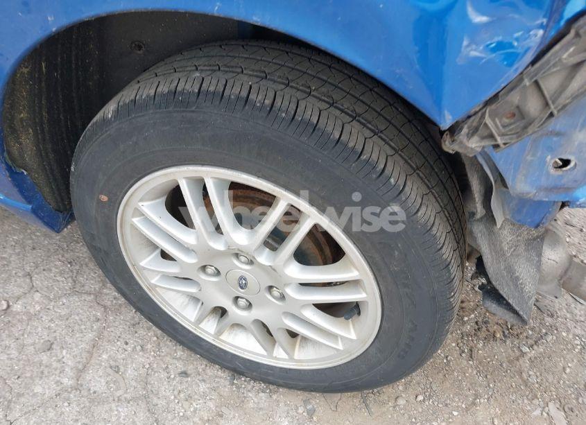 Photo 12 of 2010 Ford Focus SE (VIN 1FAHP3FN2AW285243)