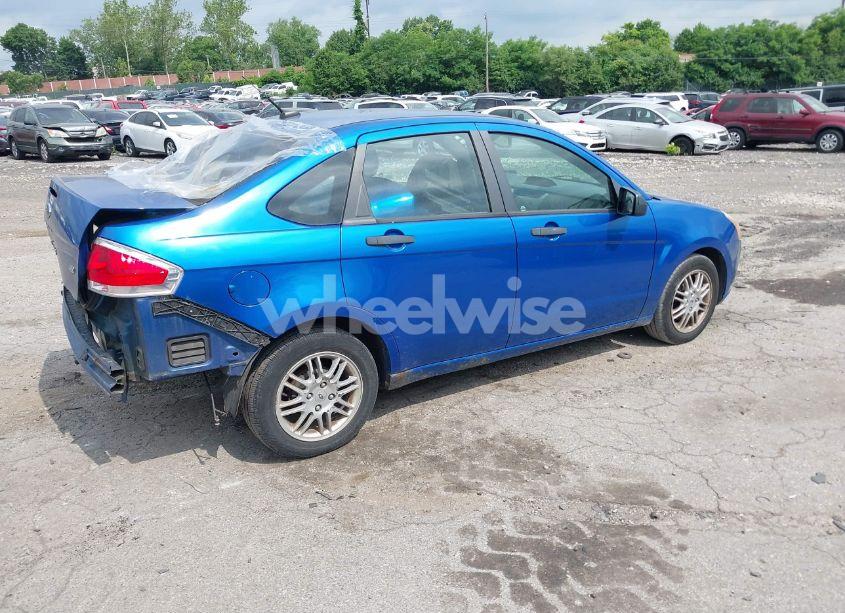 Photo 4 of 2010 Ford Focus SE (VIN 1FAHP3FN2AW285243)