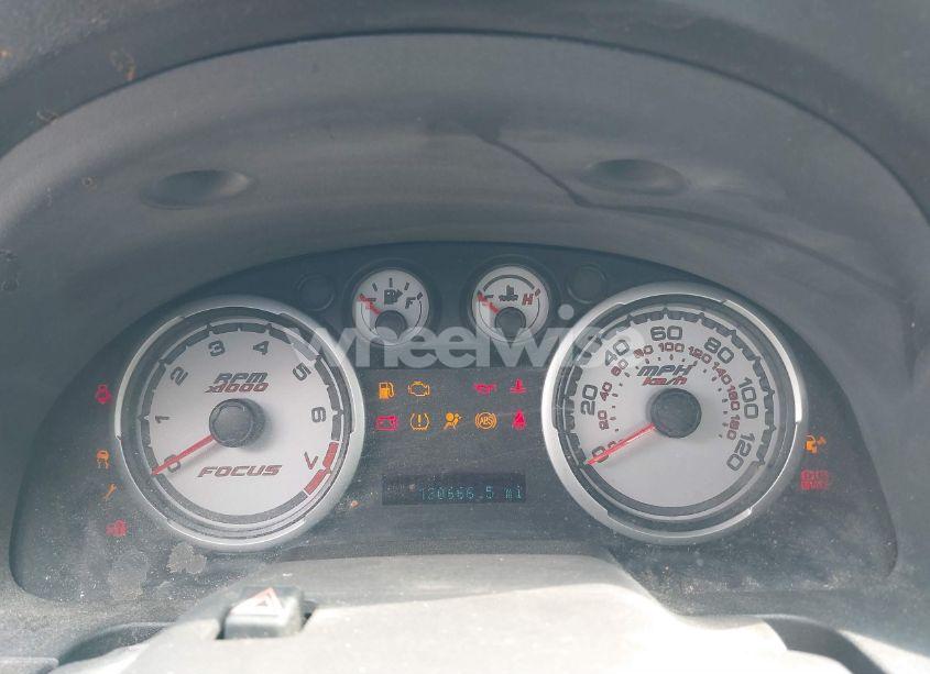 Photo 7 of 2010 Ford Focus SE (VIN 1FAHP3FN2AW285243)