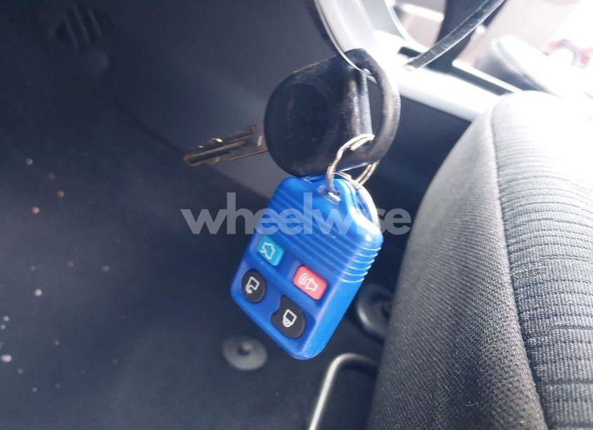 Photo 11 of 2011 Ford Focus SE (VIN 1FAHP3FN2BW100531)