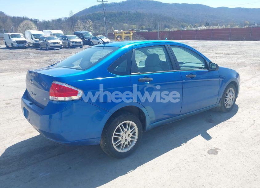 Photo 4 of 2011 Ford Focus SE (VIN 1FAHP3FN2BW111187)