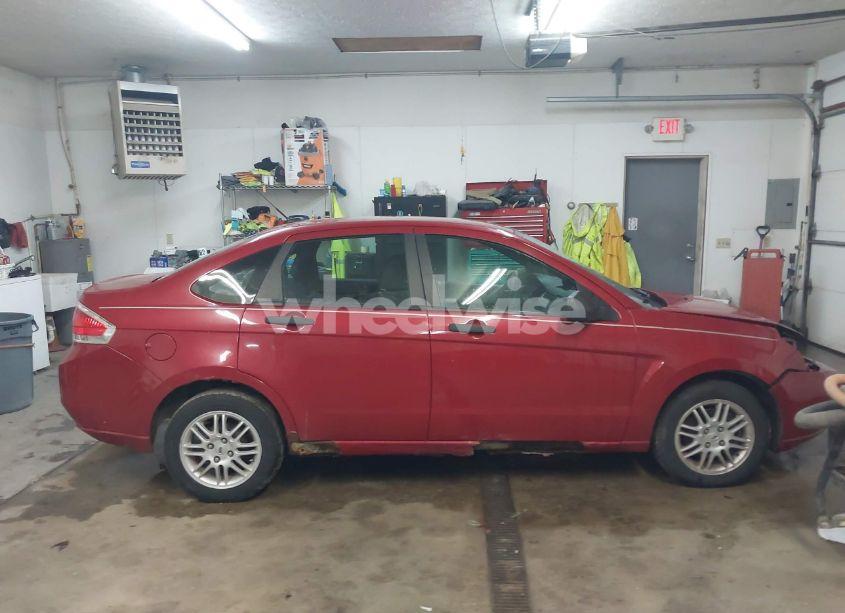 Photo 14 of 2011 Ford Focus SE (VIN 1FAHP3FN2BW116213)