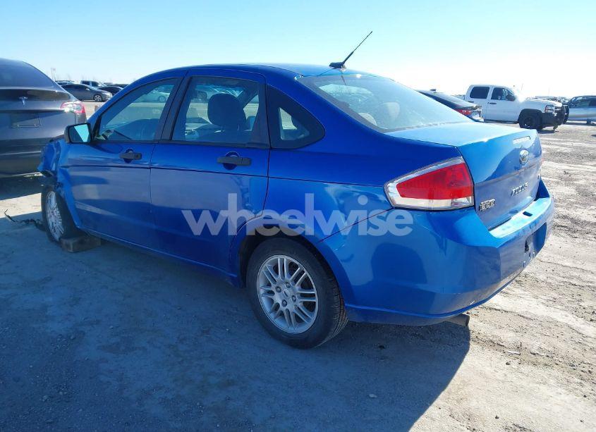 Photo 3 of 2011 Ford Focus SE (VIN 1FAHP3FN2BW117507)