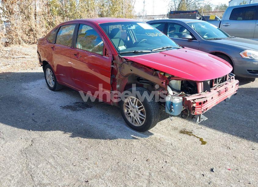 2011 Ford Focus SE (VIN 1FAHP3FN2BW118740) main photo