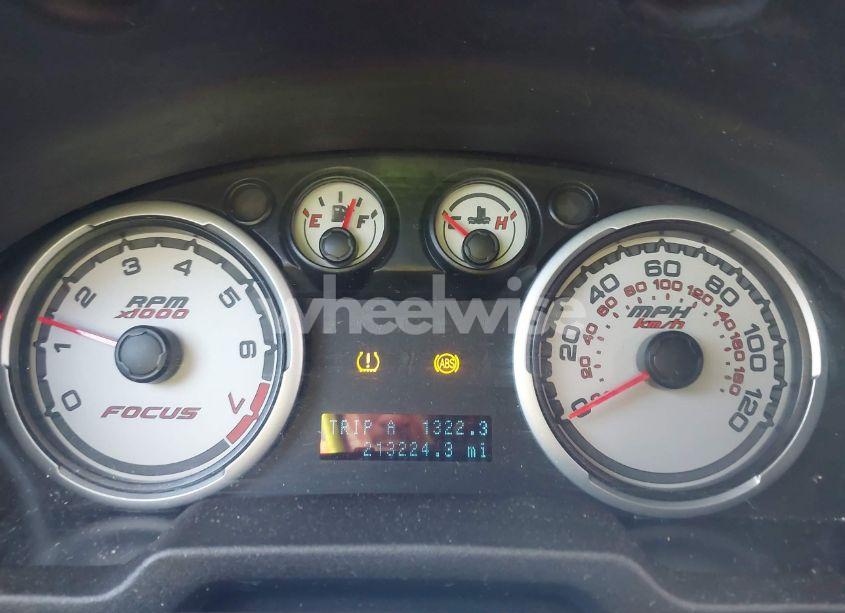 Photo 7 of 2011 Ford Focus SE (VIN 1FAHP3FN2BW118740)