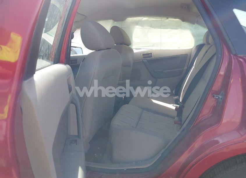 Photo 8 of 2011 Ford Focus SE (VIN 1FAHP3FN2BW135022)