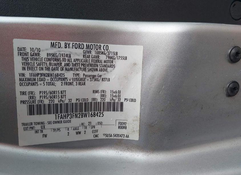 Photo 9 of 2011 Ford Focus SE (VIN 1FAHP3FN2BW168425)