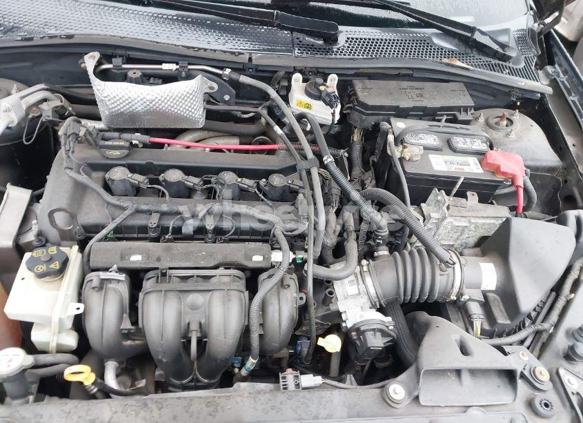 Photo 10 of 2011 Ford Focus SE (VIN 1FAHP3FN2BW186570)