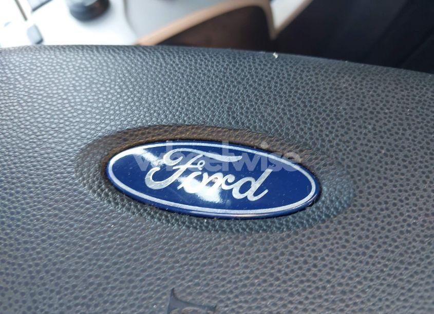 Photo 12 of 2011 Ford Focus SE (VIN 1FAHP3FN2BW186570)