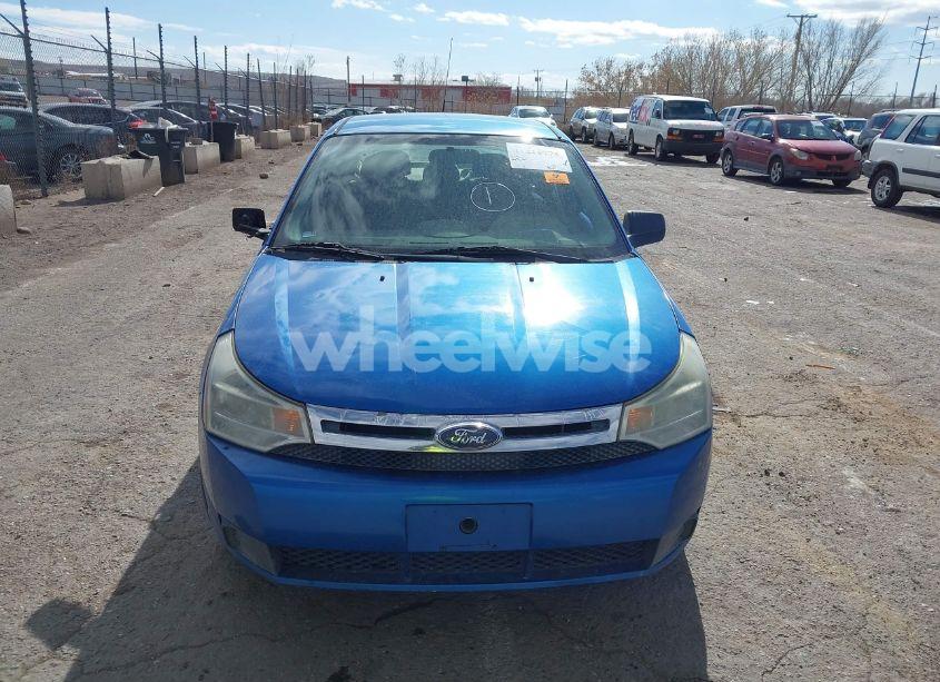 Photo 11 of 2010 Ford Focus SE (VIN 1FAHP3FN3AW130877)