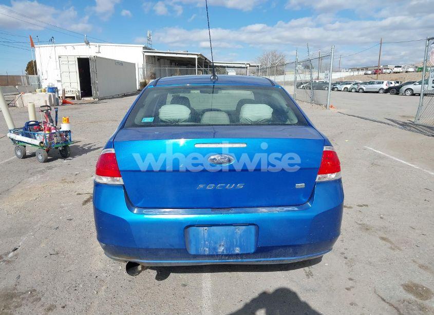 Photo 15 of 2010 Ford Focus SE (VIN 1FAHP3FN3AW130877)