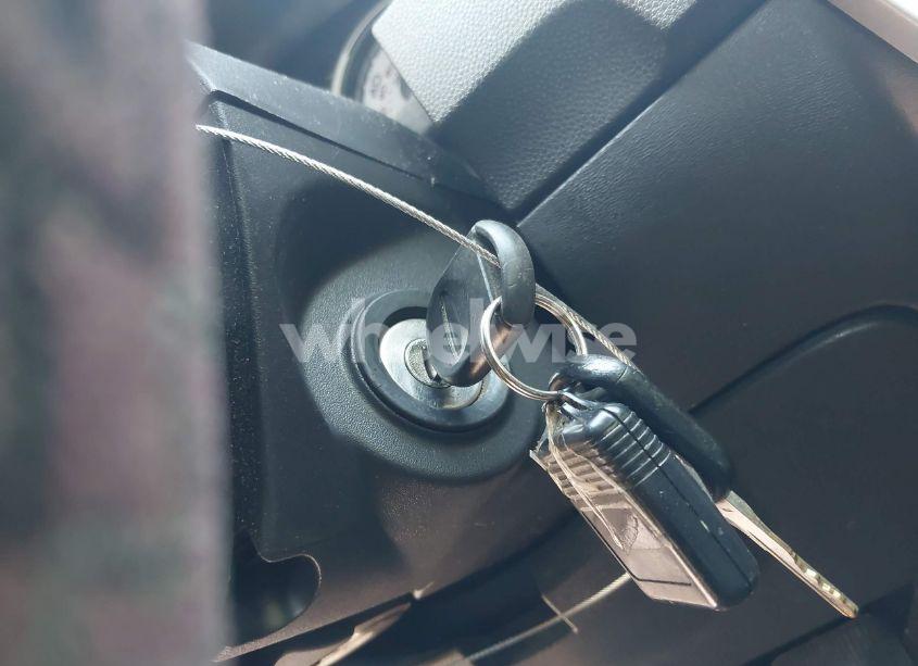 Photo 11 of 2010 Ford Focus SE (VIN 1FAHP3FN3AW136730)