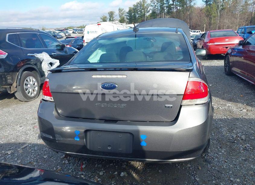 Photo 16 of 2010 Ford Focus SE (VIN 1FAHP3FN3AW191310)