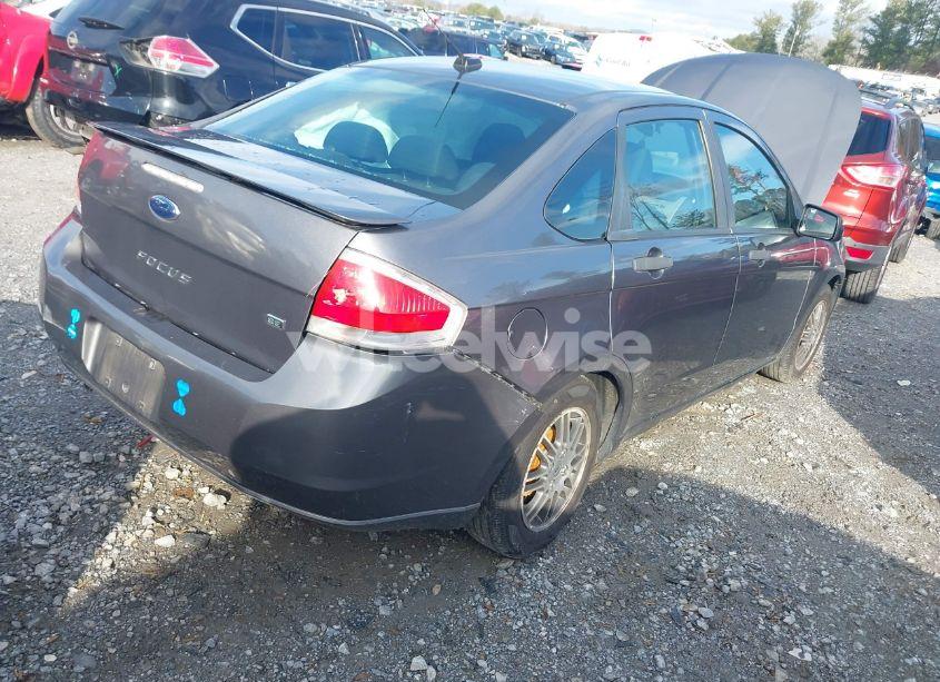 Photo 4 of 2010 Ford Focus SE (VIN 1FAHP3FN3AW191310)
