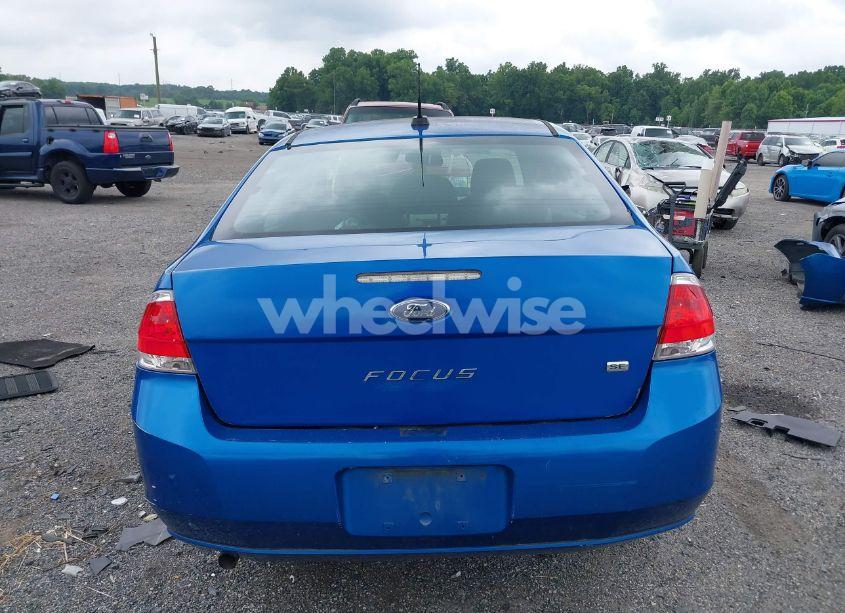 Photo 16 of 2010 Ford Focus SE (VIN 1FAHP3FN3AW206288)