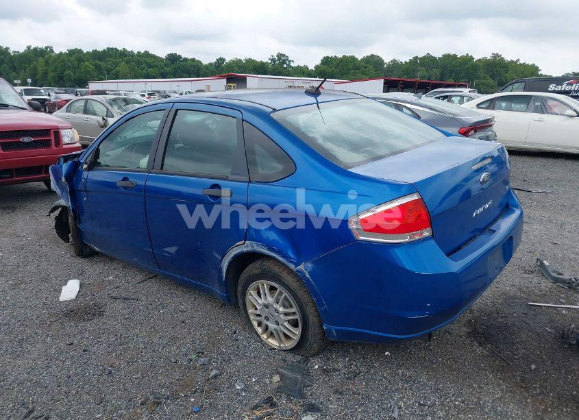 Photo 3 of 2010 Ford Focus SE (VIN 1FAHP3FN3AW206288)
