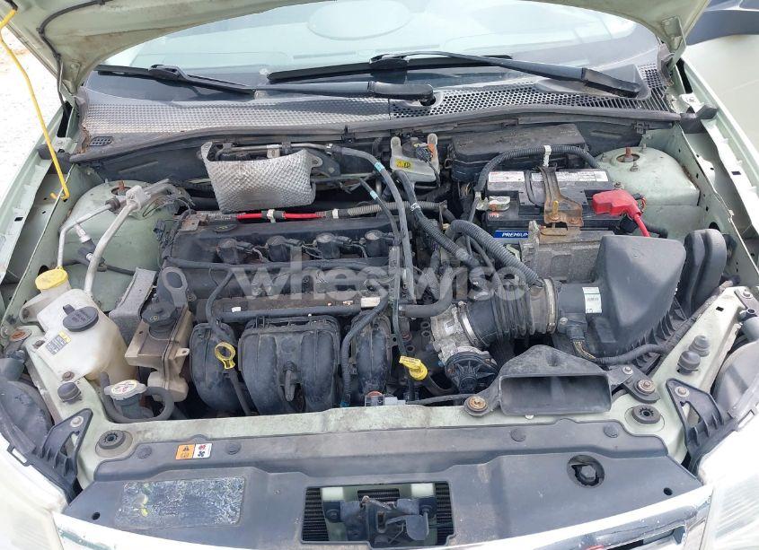Photo 10 of 2010 Ford Focus SE (VIN 1FAHP3FN3AW217100)