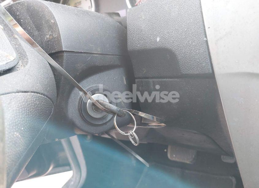 Photo 11 of 2010 Ford Focus SE (VIN 1FAHP3FN3AW233295)