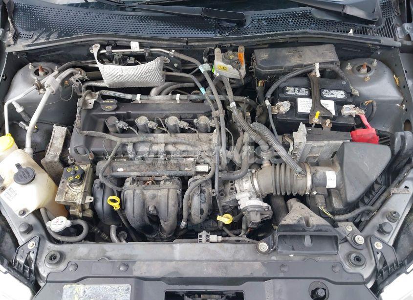 Photo 10 of 2010 Ford Focus SE (VIN 1FAHP3FN3AW261565)