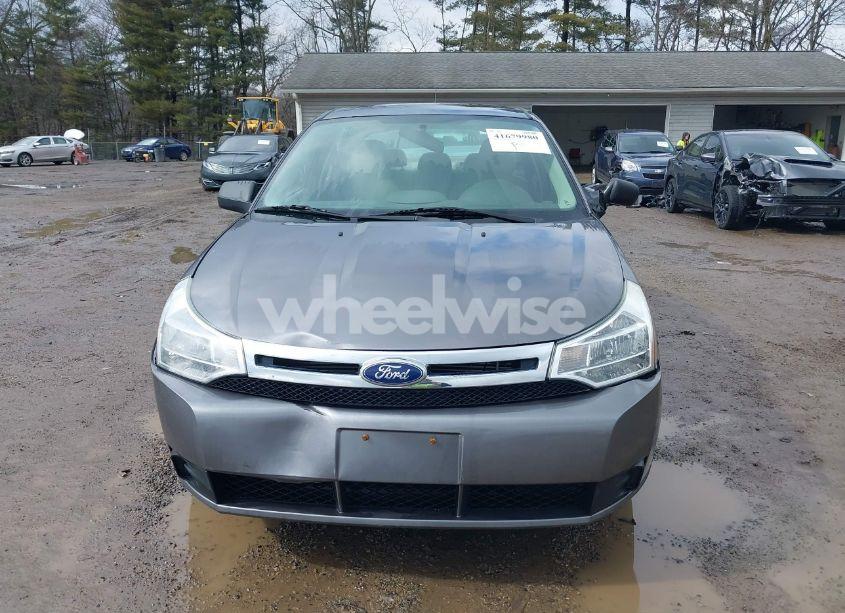 Photo 12 of 2010 Ford Focus SE (VIN 1FAHP3FN3AW261565)