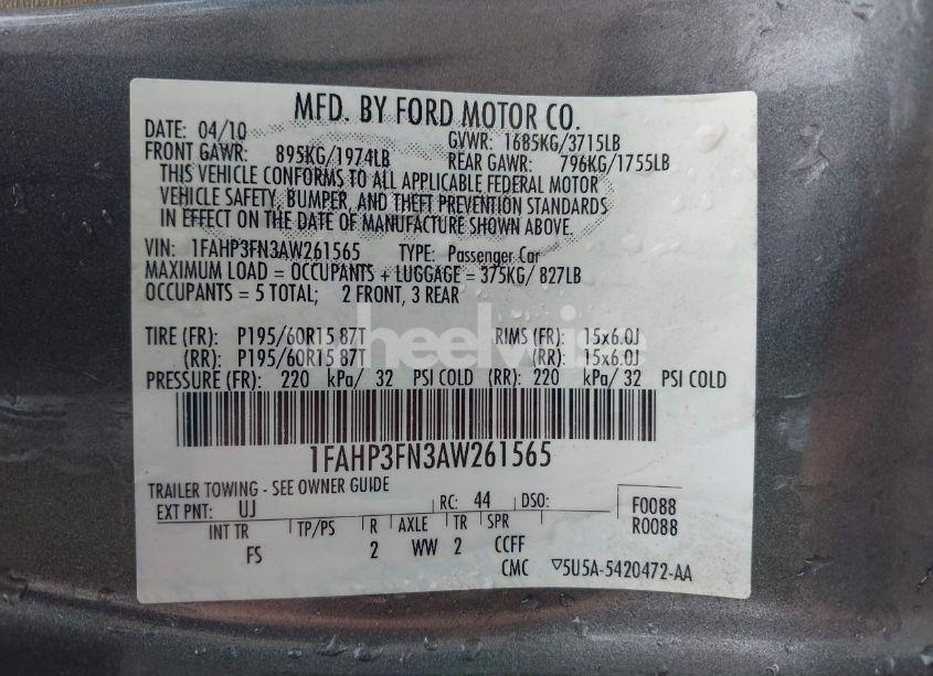 Photo 9 of 2010 Ford Focus SE (VIN 1FAHP3FN3AW261565)