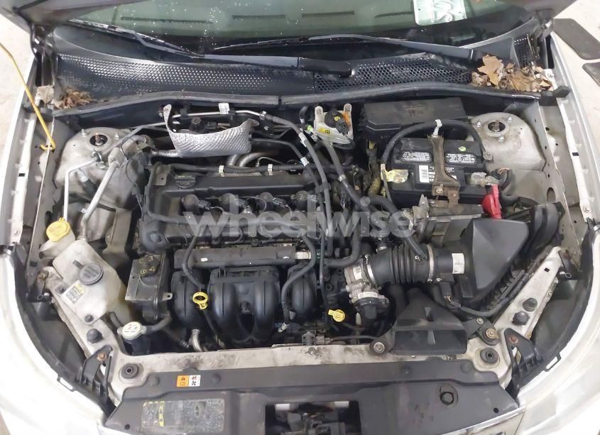 Photo 10 of 2010 Ford Focus SE (VIN 1FAHP3FN3AW286207)