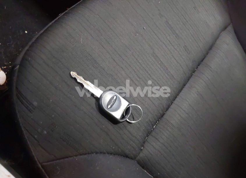 Photo 11 of 2010 Ford Focus SE (VIN 1FAHP3FN3AW286207)