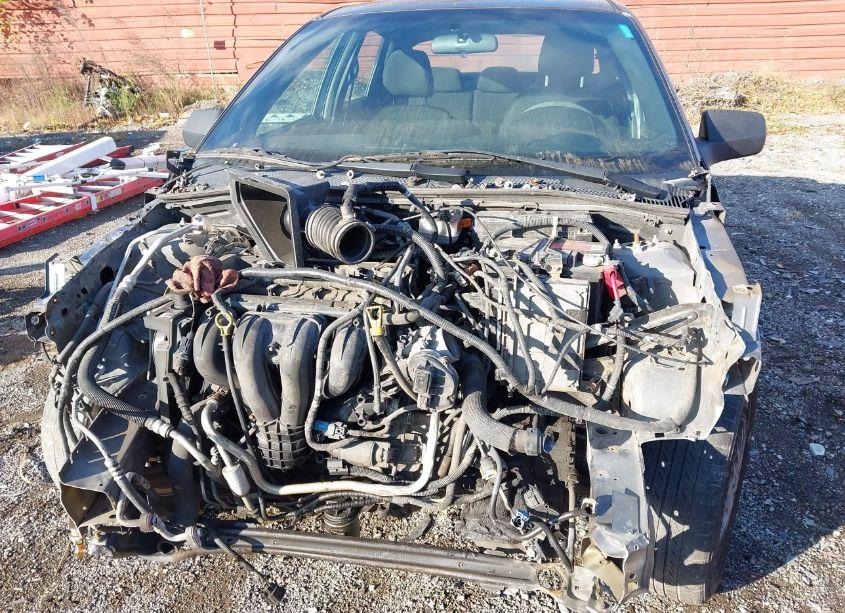 Photo 10 of 2011 Ford Focus SE (VIN 1FAHP3FN3BW116737)