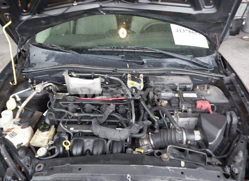 Photo 10 of 2011 Ford Focus SE (VIN 1FAHP3FN3BW142433)