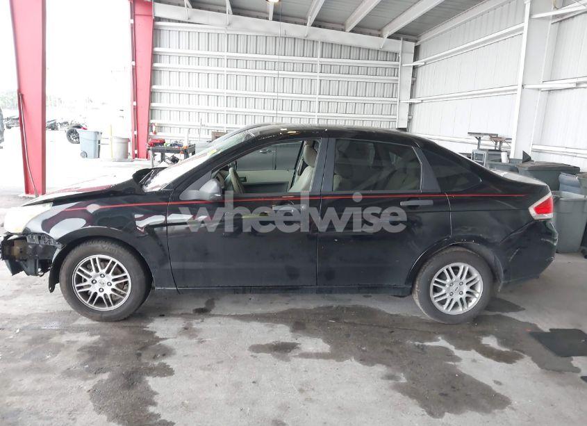 Photo 15 of 2011 Ford Focus SE (VIN 1FAHP3FN3BW142433)