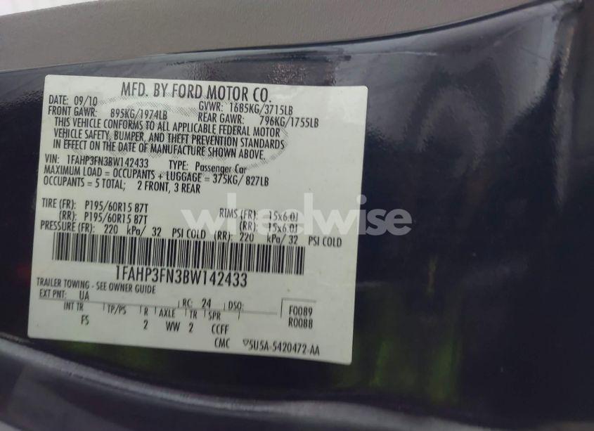 Photo 9 of 2011 Ford Focus SE (VIN 1FAHP3FN3BW142433)