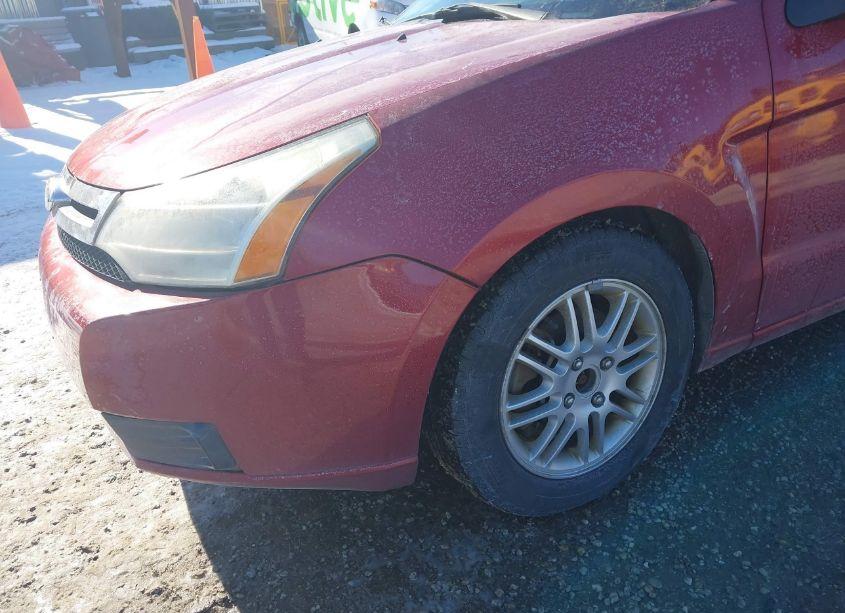 Photo 14 of 2011 Ford Focus SE (VIN 1FAHP3FN3BW143520)