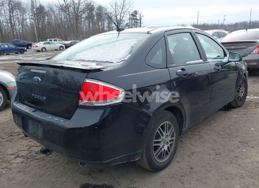 Photo 4 of 2011 Ford Focus SE (VIN 1FAHP3FN3BW162570)