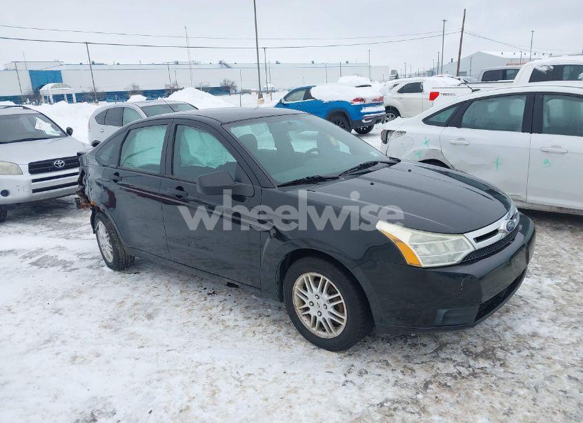 2011 Ford Focus SE (VIN 1FAHP3FN3BW176422) main photo