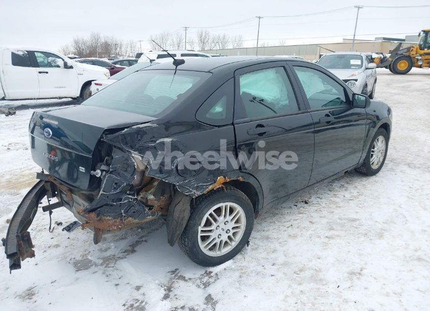 Photo 4 of 2011 Ford Focus SE (VIN 1FAHP3FN3BW176422)