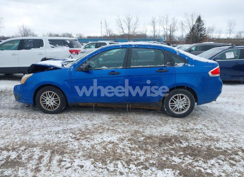 Photo 14 of 2011 Ford Focus SE (VIN 1FAHP3FN3BW201089)