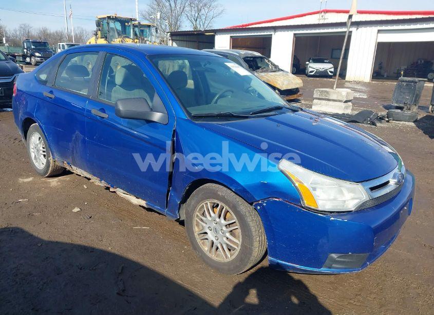 2011 Ford Focus SE (VIN 1FAHP3FN3BW201142) main photo