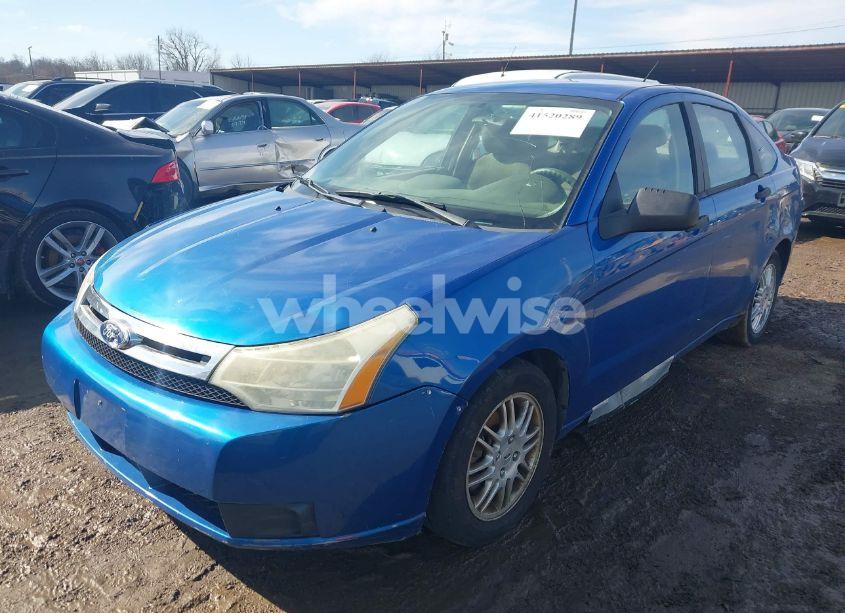 Photo 2 of 2011 Ford Focus SE (VIN 1FAHP3FN3BW201142)