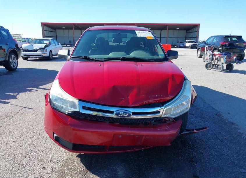 Photo 12 of 2011 Ford Focus SE (VIN 1FAHP3FN3BW202565)